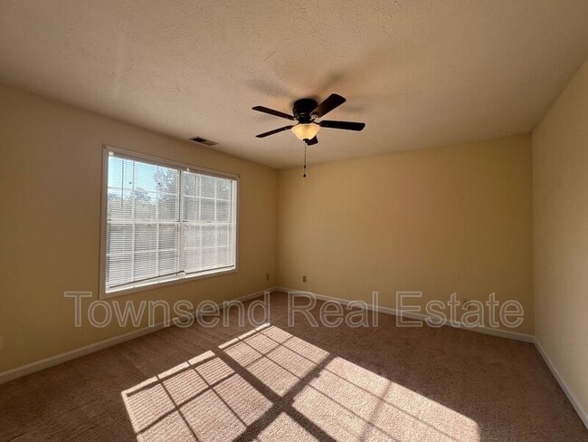 Building Photo - 2705-5 Preston Woods Ln.