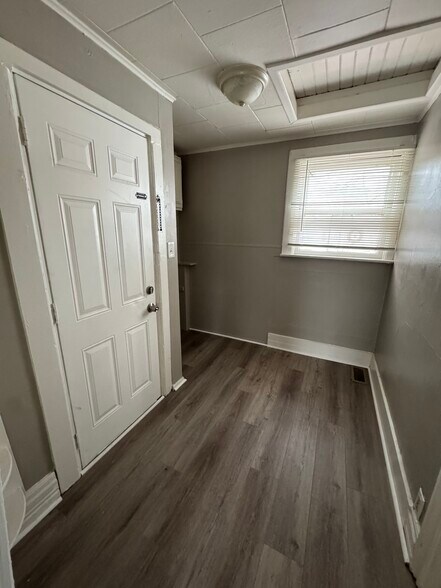 Building Photo - 15 Washington St