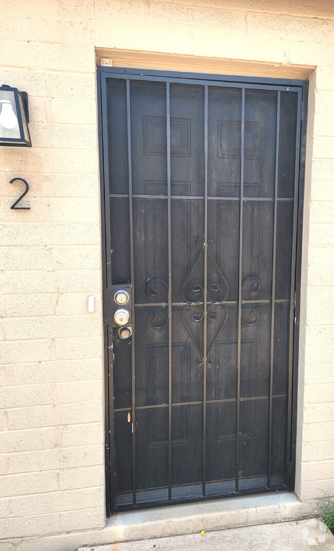 Building Photo - Updated 1BR in North Phoenix – New Kitchen...