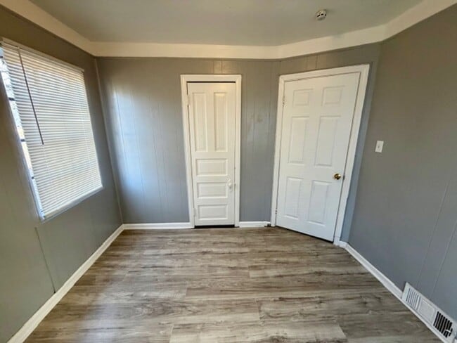 Building Photo - For Lease: Totally Updated 3 Bedroom 1 Bath Welcome Section 8 Call 313-429-3244 KPM Detroit