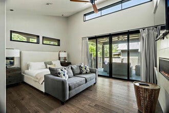 Building Photo - 2113 Barbaro Way