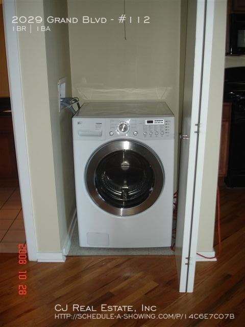 Building Photo - 2029 Grand Blvd