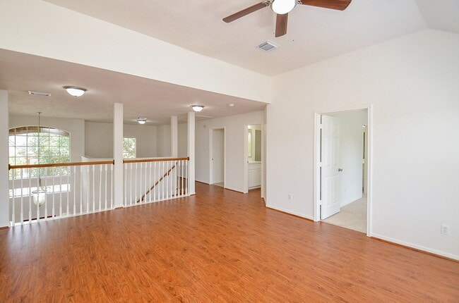 Building Photo - 14811 Winterfair Dr