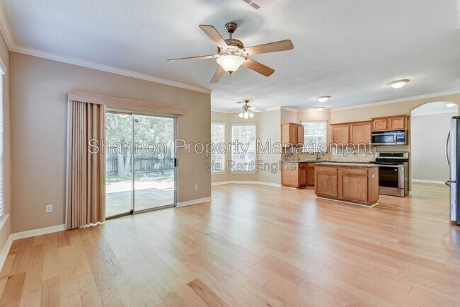 Building Photo - 2919 Crest Park Dr