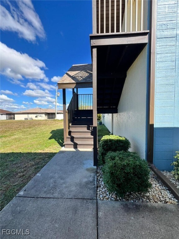 Building Photo - 3911 Country Club Blvd