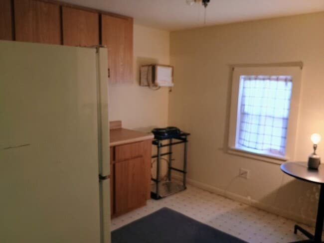 Building Photo - Adorable 1 bedroom one bathroom