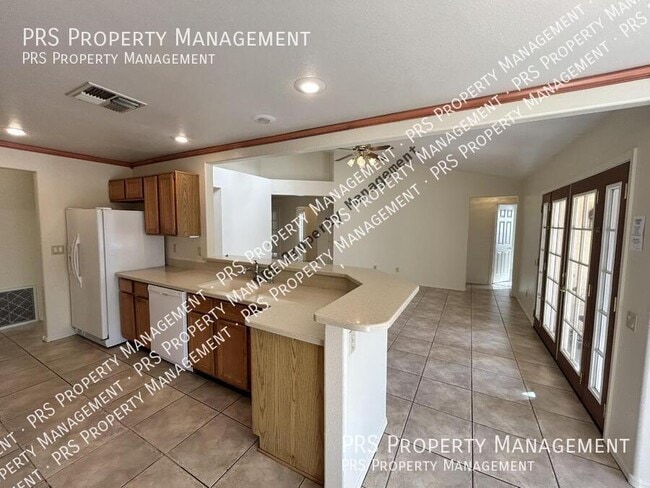 Building Photo - 3809 E Desert Flower Ln