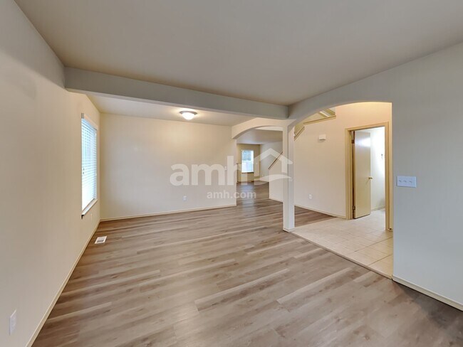 Building Photo - 20507 193rd Avenue Ct E