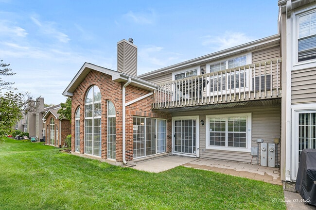 Building Photo - 522 W Happfield Dr