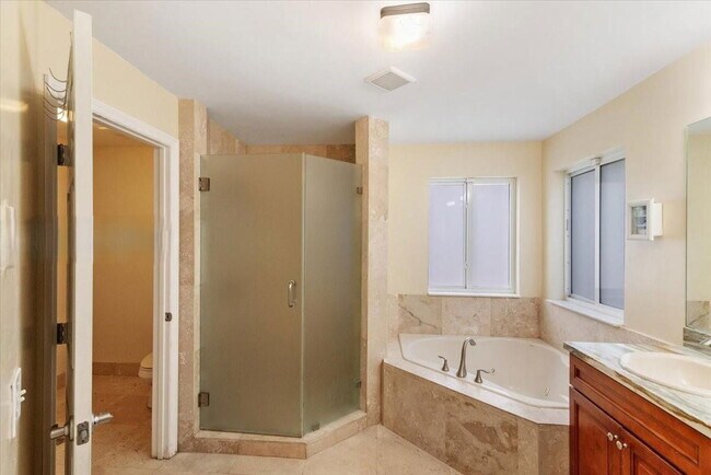 Building Photo - Southwest 166th Court, Miami, FL 33193 - 4 BR 3 BA single-family home