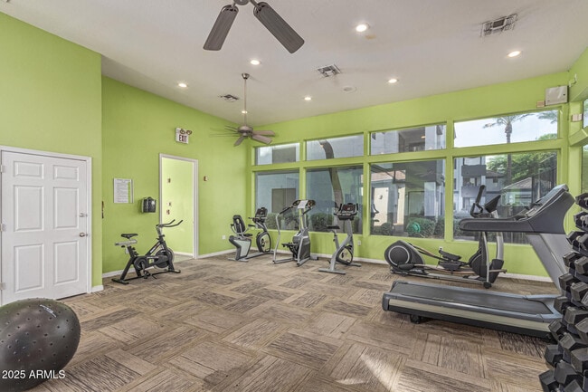 Building Photo - 3848 N 3rd Ave