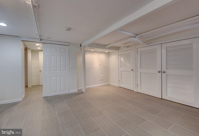 Building Photo - 1518 44th St NW