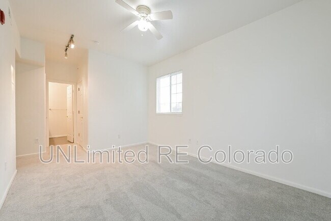 Building Photo - 15700 E Jamison Dr