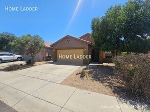 Building Photo - 39746 N Cross Timbers Way