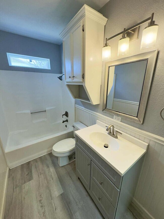 Building Photo - 4000 Austin Ave