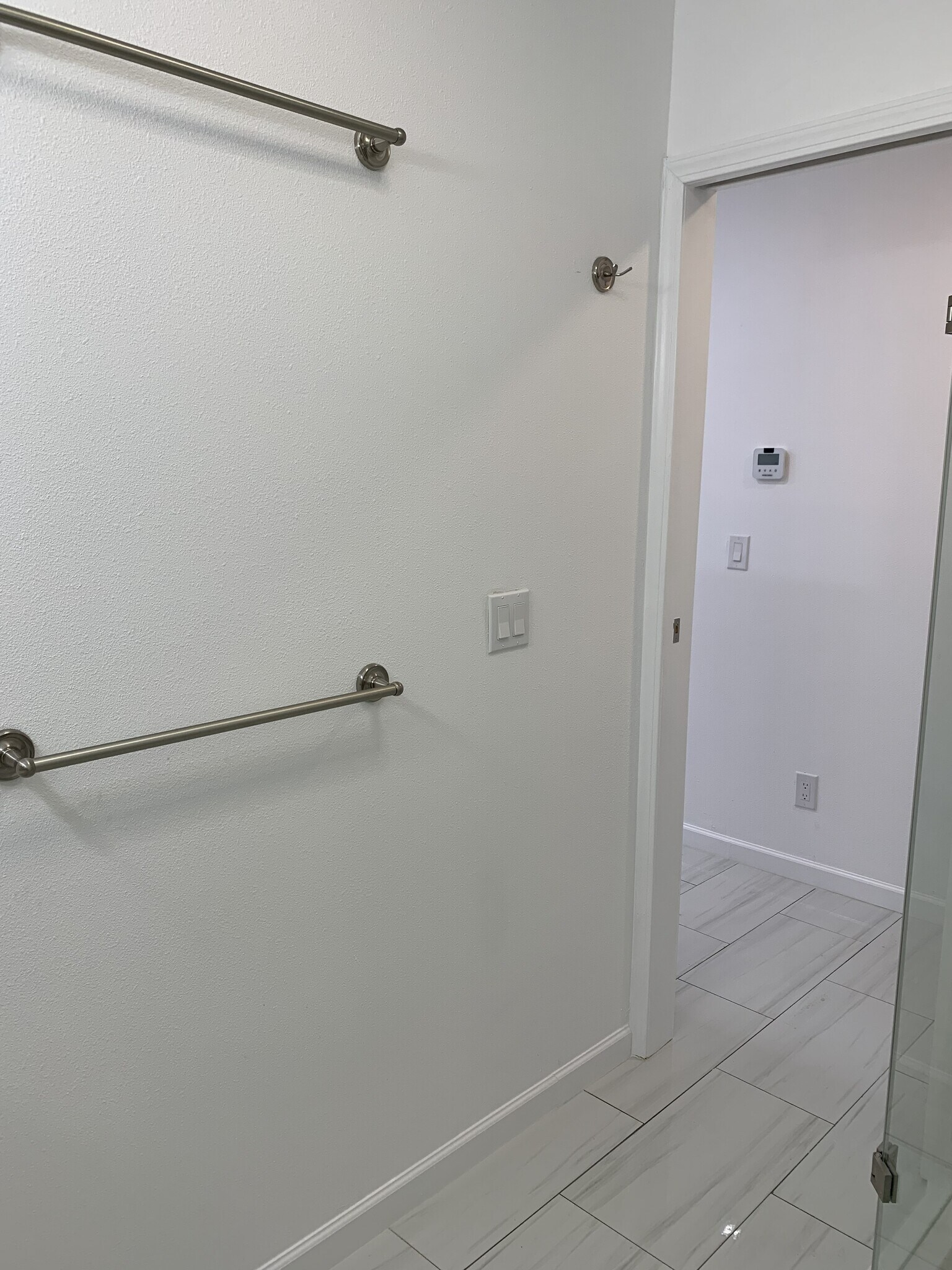 Building Photo - 2015 9th St