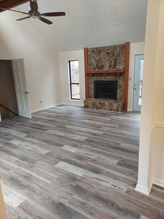 Building Photo - 5336 Ferry Creek Ln