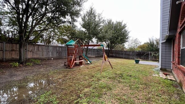 Building Photo - 3506 Nandina Dr