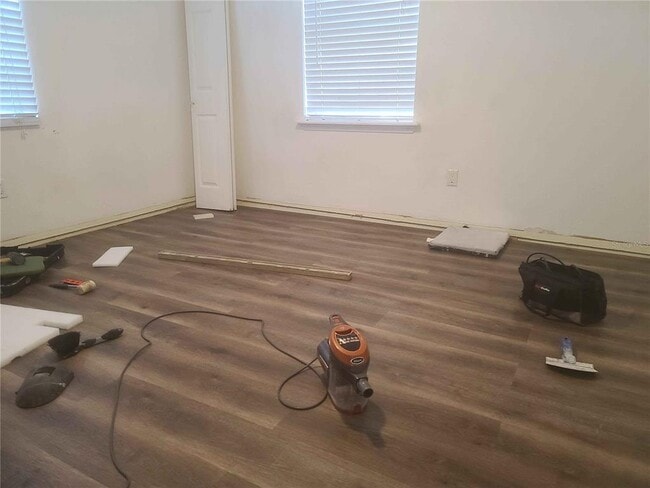 Building Photo - 833 Disston Ave