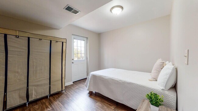 Building Photo - The Winmar | Enjoy convenient living in Conley, only 3 minutes away from the SR 42 @ Rock Cut Pl ...
