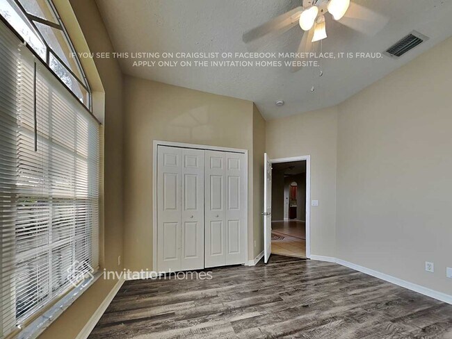 Building Photo - 1922 Raven Manor Dr