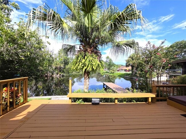 Building Photo - 804 Palm Harbor Ct