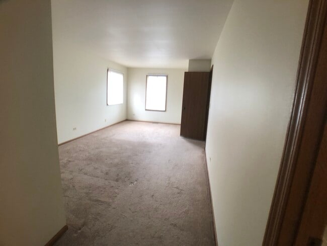 Building Photo - 1208 Needham Rd