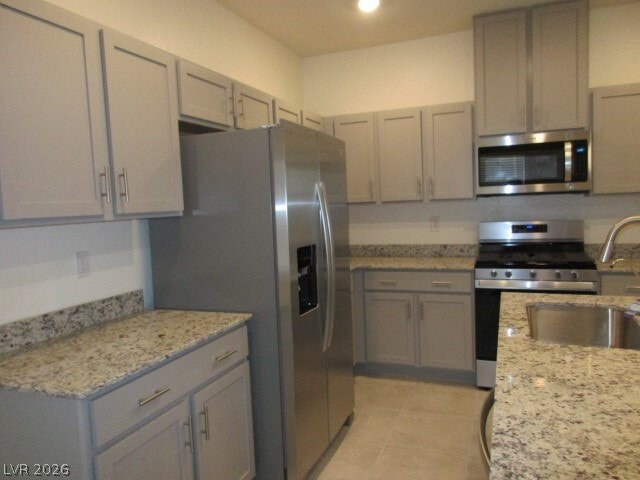 Building Photo - 422 Canary Song Dr