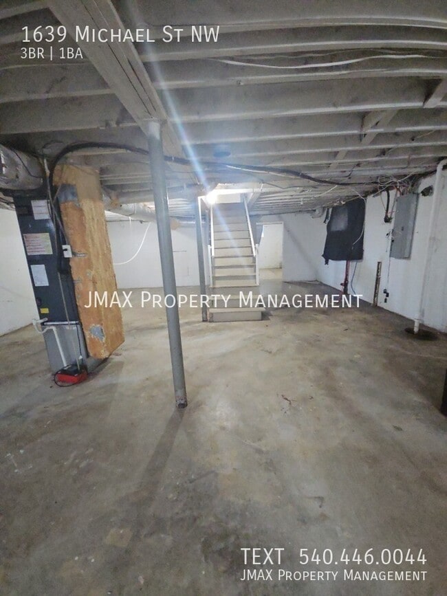 Building Photo - 1639 Michael St NW