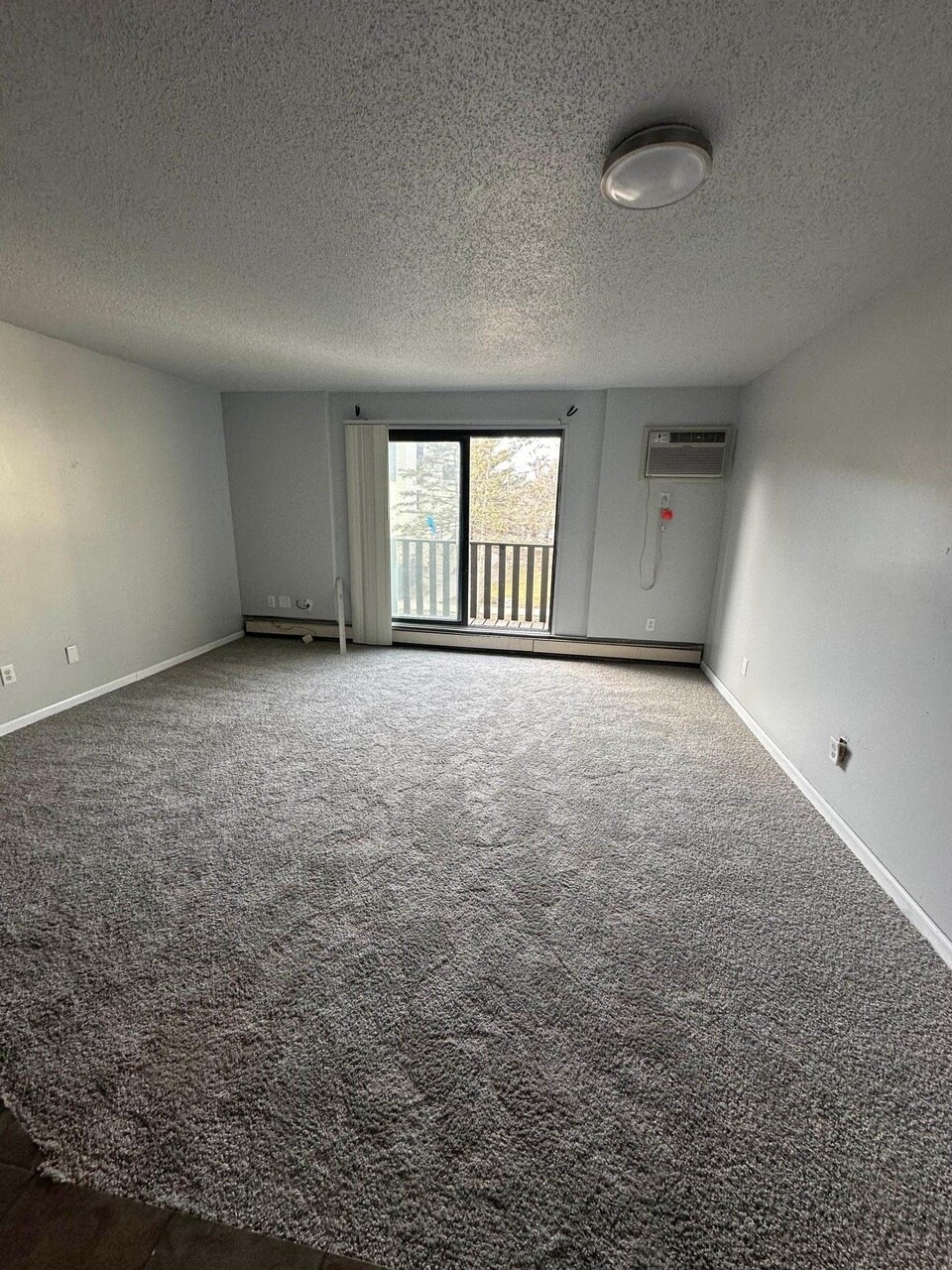 Building Photo - 7182 72nd Ln N