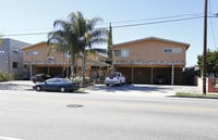 Building Photo - 5725-5729 Vineland Ave