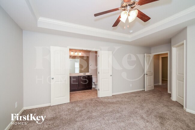 Building Photo - 291 Belmont Way