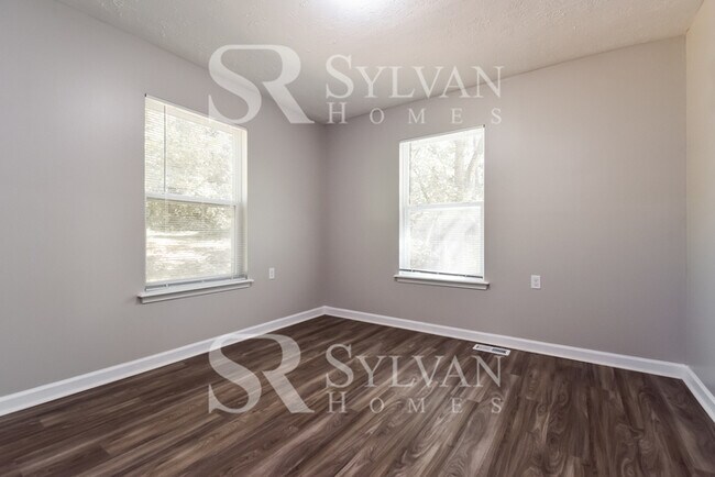 Building Photo - Coming HOME never felt so good!