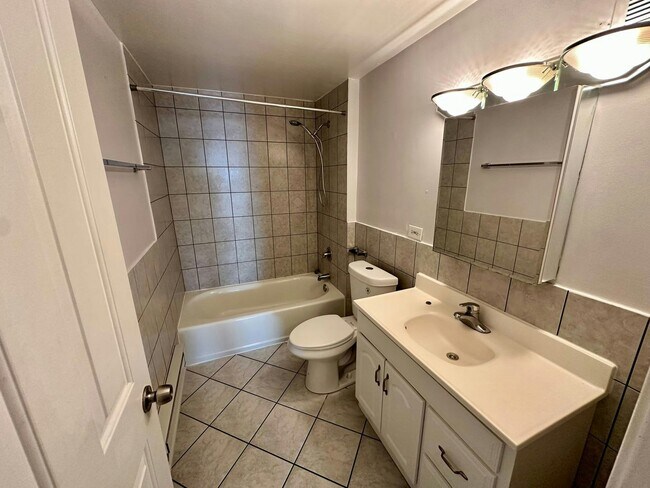 Building Photo - 4180.5 N Marine Dr