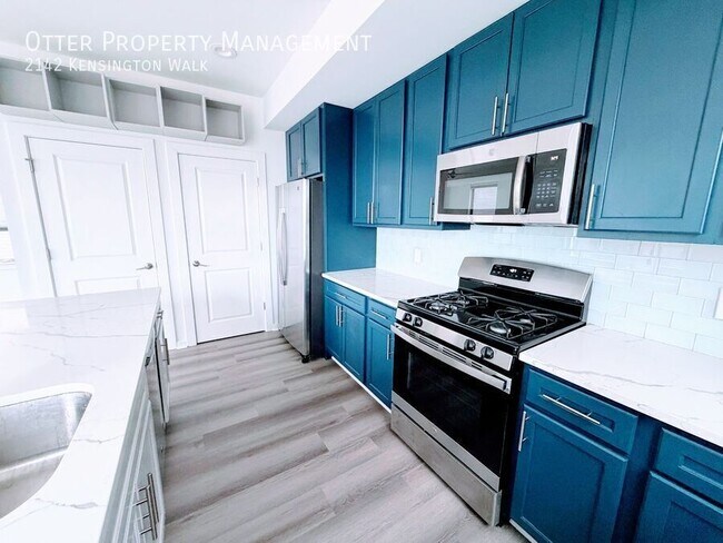 Building Photo - 2142 Kensington Walk