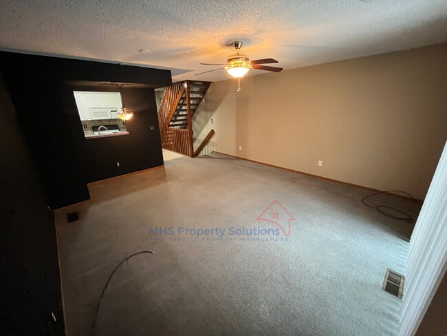 Building Photo - 186 Macfalls Way