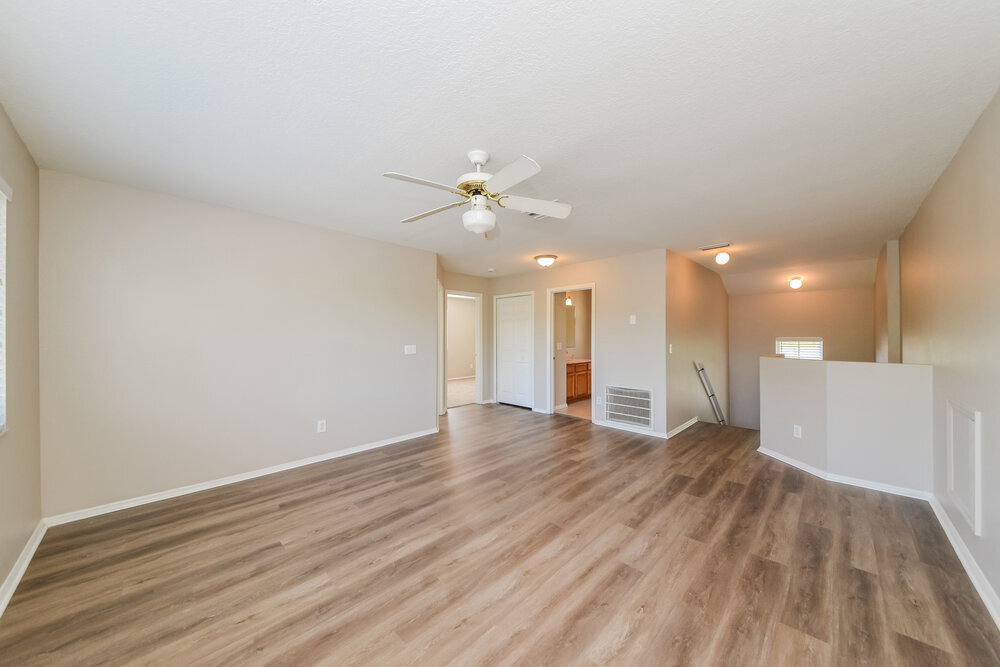 Building Photo - 4033 Banbury Cir