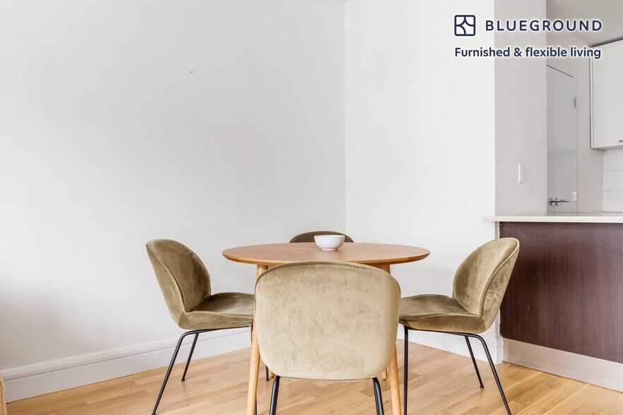 Building Photo - 535 Union Ave