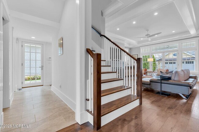 Building Photo - 218 Worthington Ave