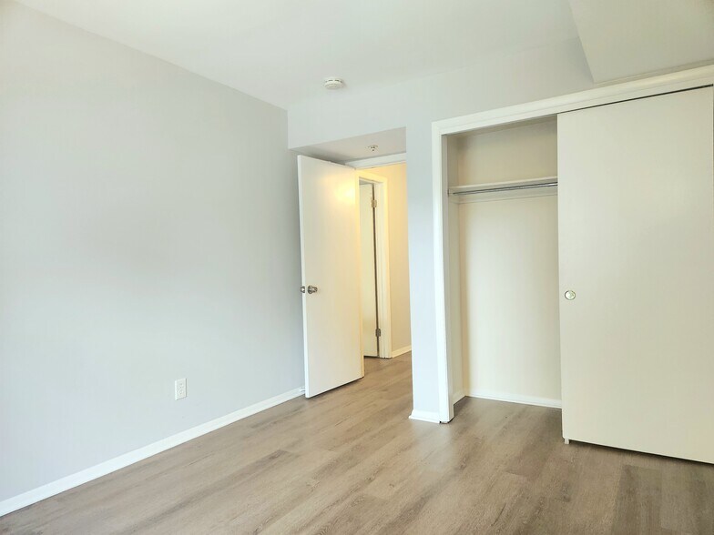 Building Photo - 7909 Badenloch Way