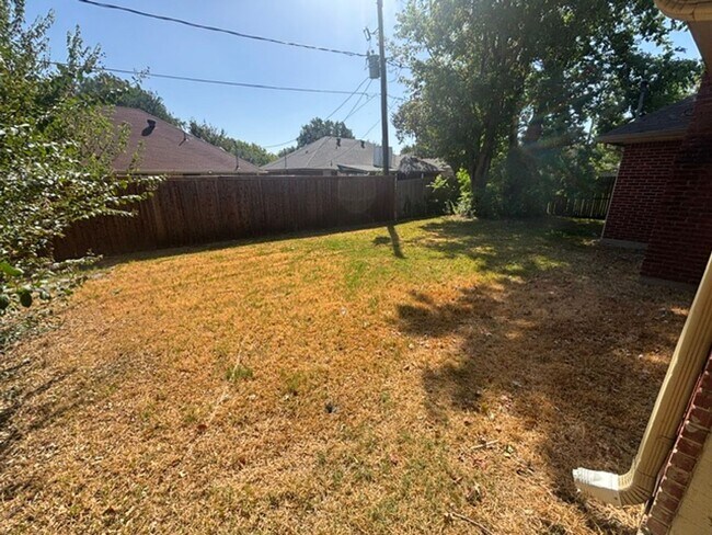 Building Photo - 6509 Tempest Dr