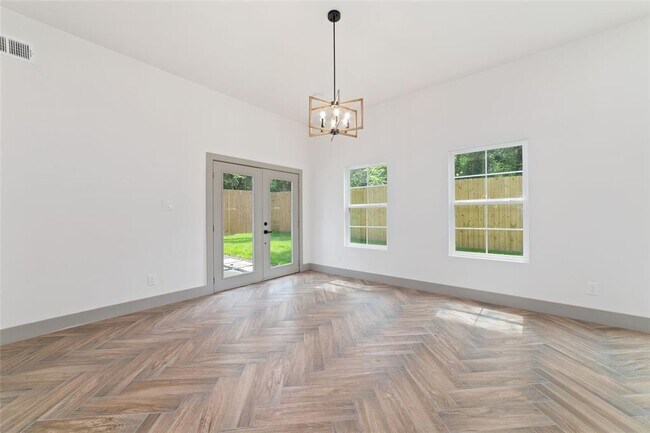 Building Photo - 11931 S Red Cedar Cir