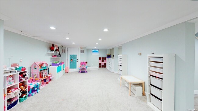 Building Photo - 52 Annandale Rd