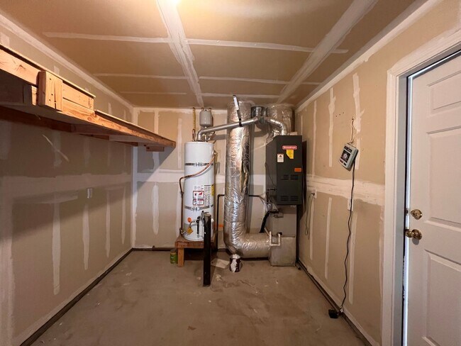 Building Photo - 725 Starlite Dr