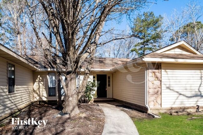 Building Photo - 111 Boone Dr