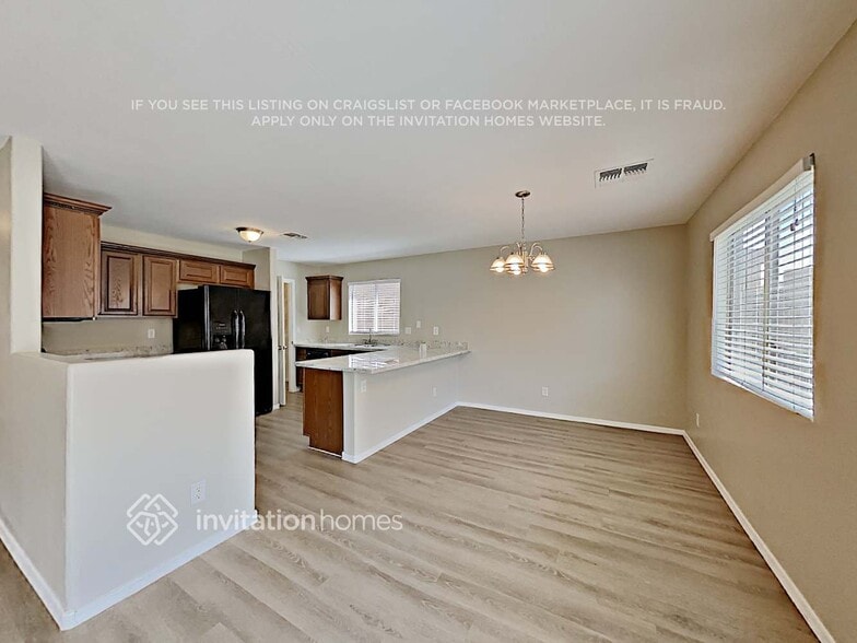 Building Photo - 6829 N 130th Ave