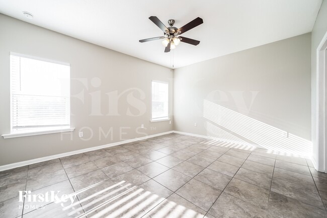 Building Photo - 15402 Turkoman Cir