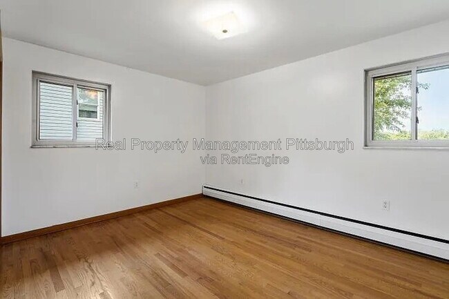 Building Photo - 509 Central Ave