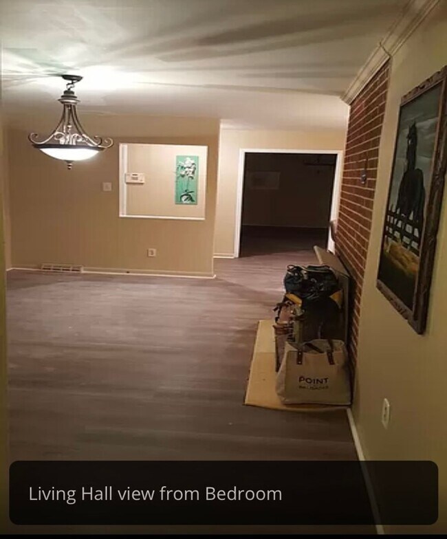 Building Photo - Welcome to this beautiful 5 bedroom home l...