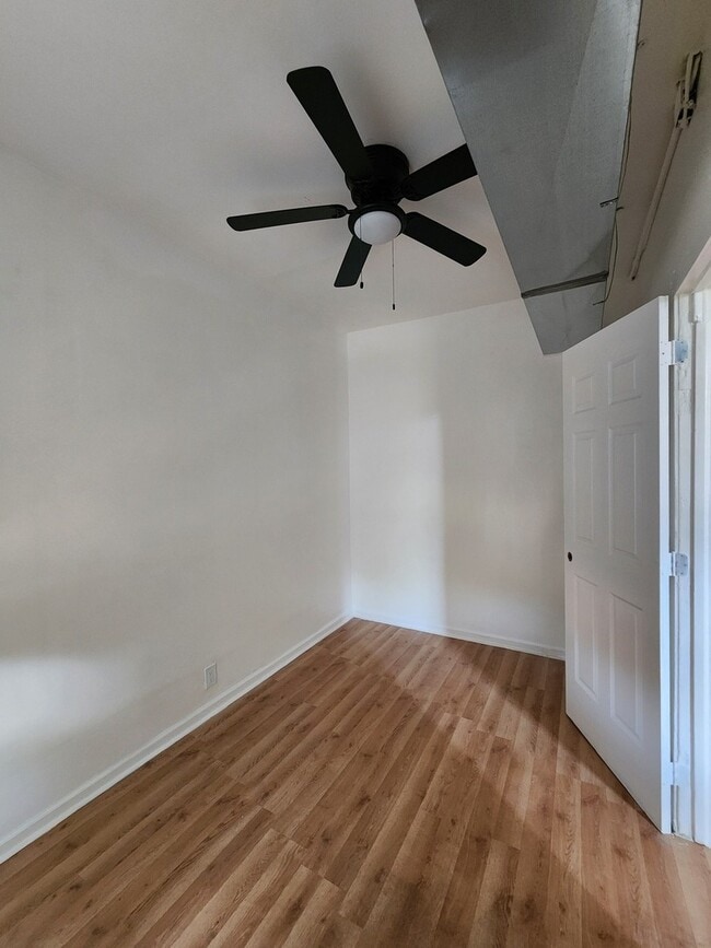 Building Photo - 2646 W Cullerton St